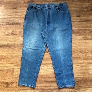 Vintage Plus Size Women’s Straight Jeans size 24